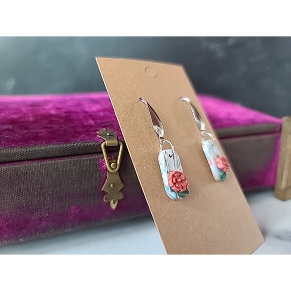 Polymer Clay Floral Dangling Pierced Earrings New - Picture 5 of 10